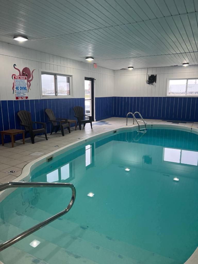 埃芬汉姆美国最有价值旅馆酒店 外观 照片